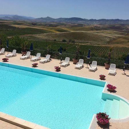Agriturismo Sirignano Wine Resort 외부 사진