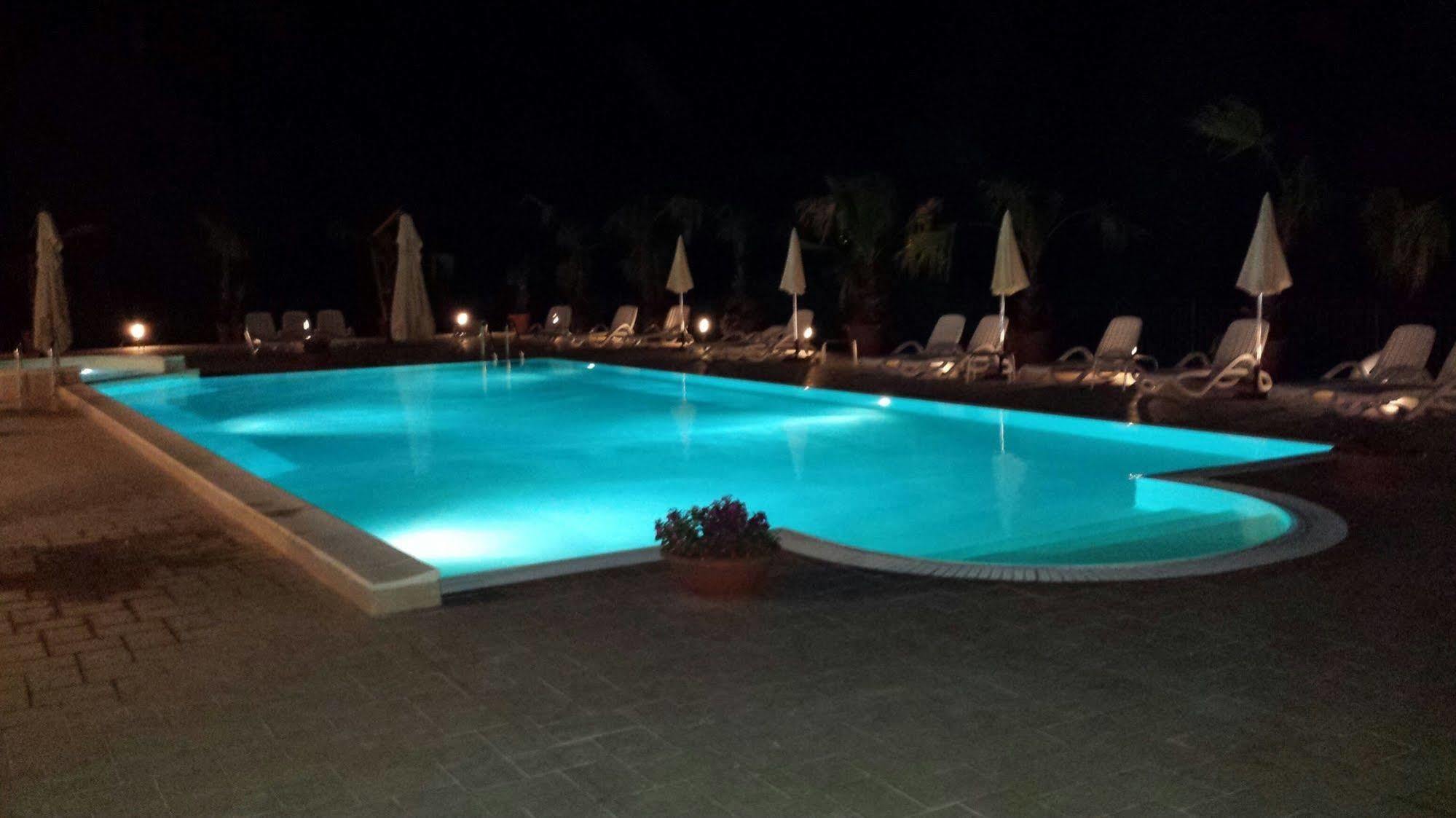Agriturismo Sirignano Wine Resort 외부 사진